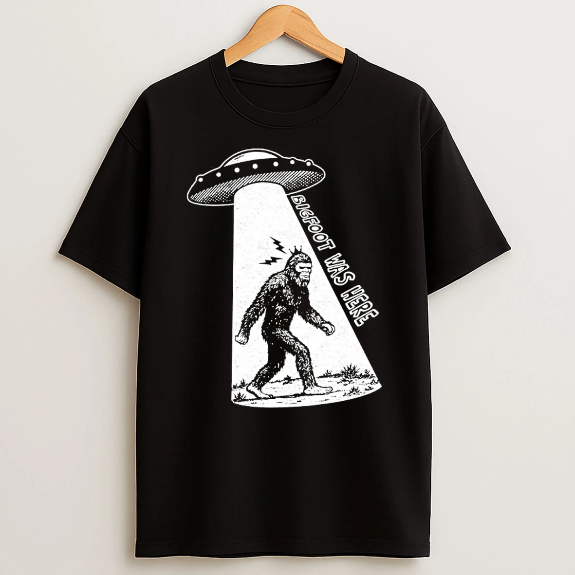 Bigfoot Was Here Ufo T Shirt
