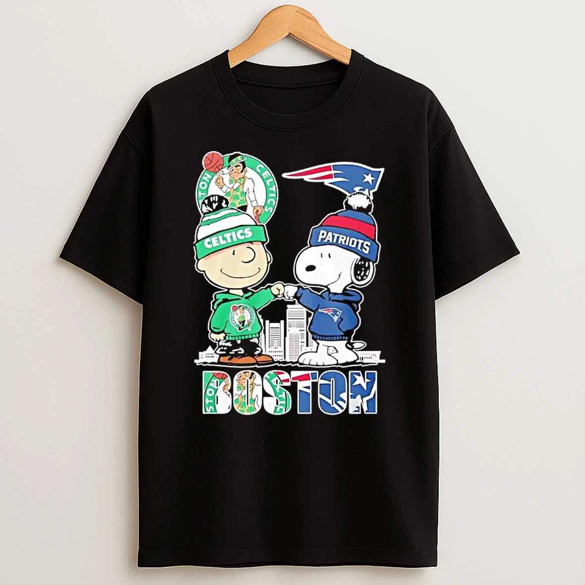 Charlie Brown And Snoopy In Boston Celtics And New England Patriots Team Skyline Graphic T Shirt