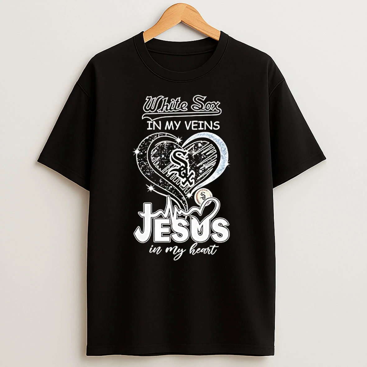 Chicago White Sox In My Veins Jesus In My Heart Heart Shape Team Logo T Shirt