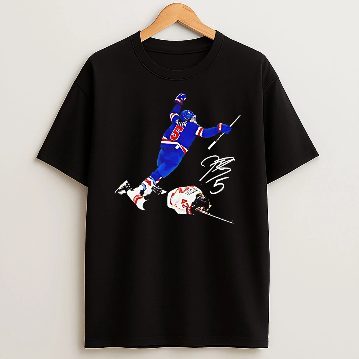 Keller Women Usa Hockey 5 Signature Hilary Knight T Shirt