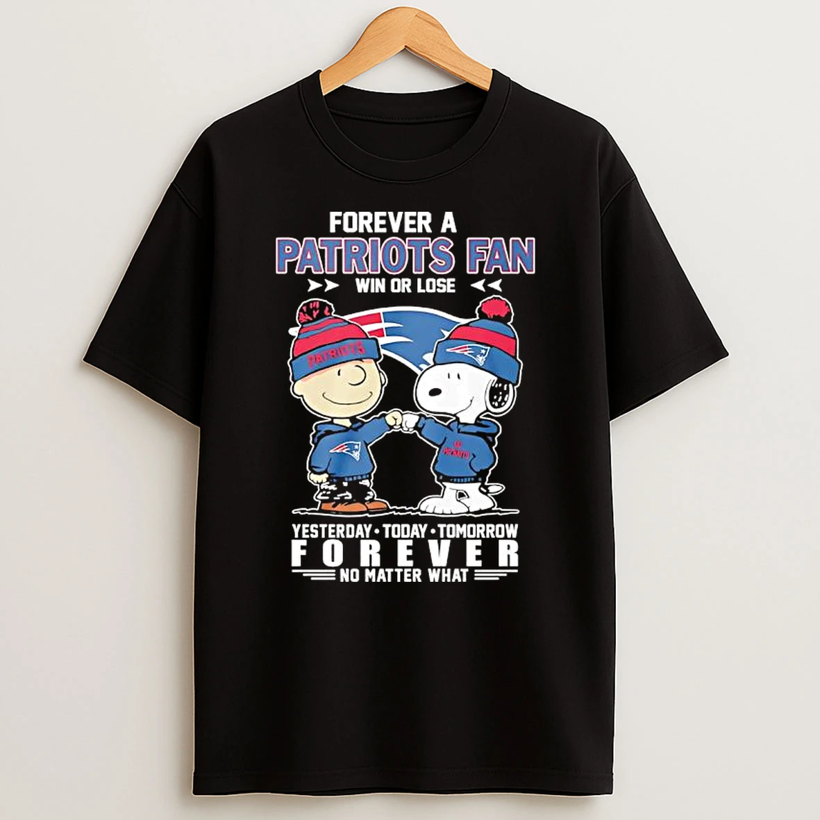 New England Patriots Charlie Brown And Snoopy Forever A Fan Graphic T Shirt
