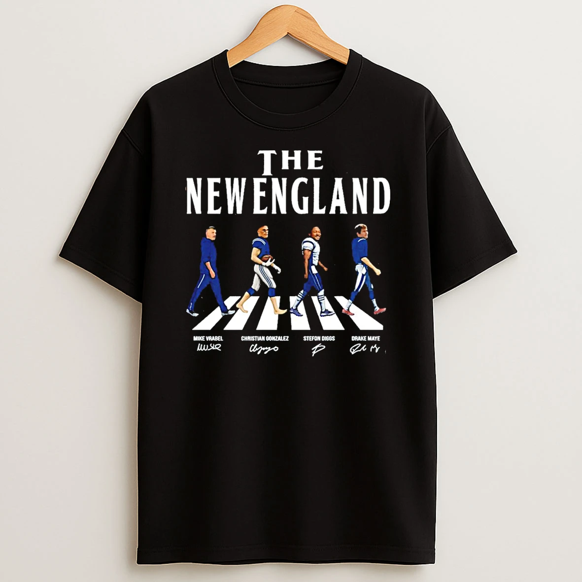 New England Walking Road Signatures Football Drake Maye Stefon Diggs T Shirt
