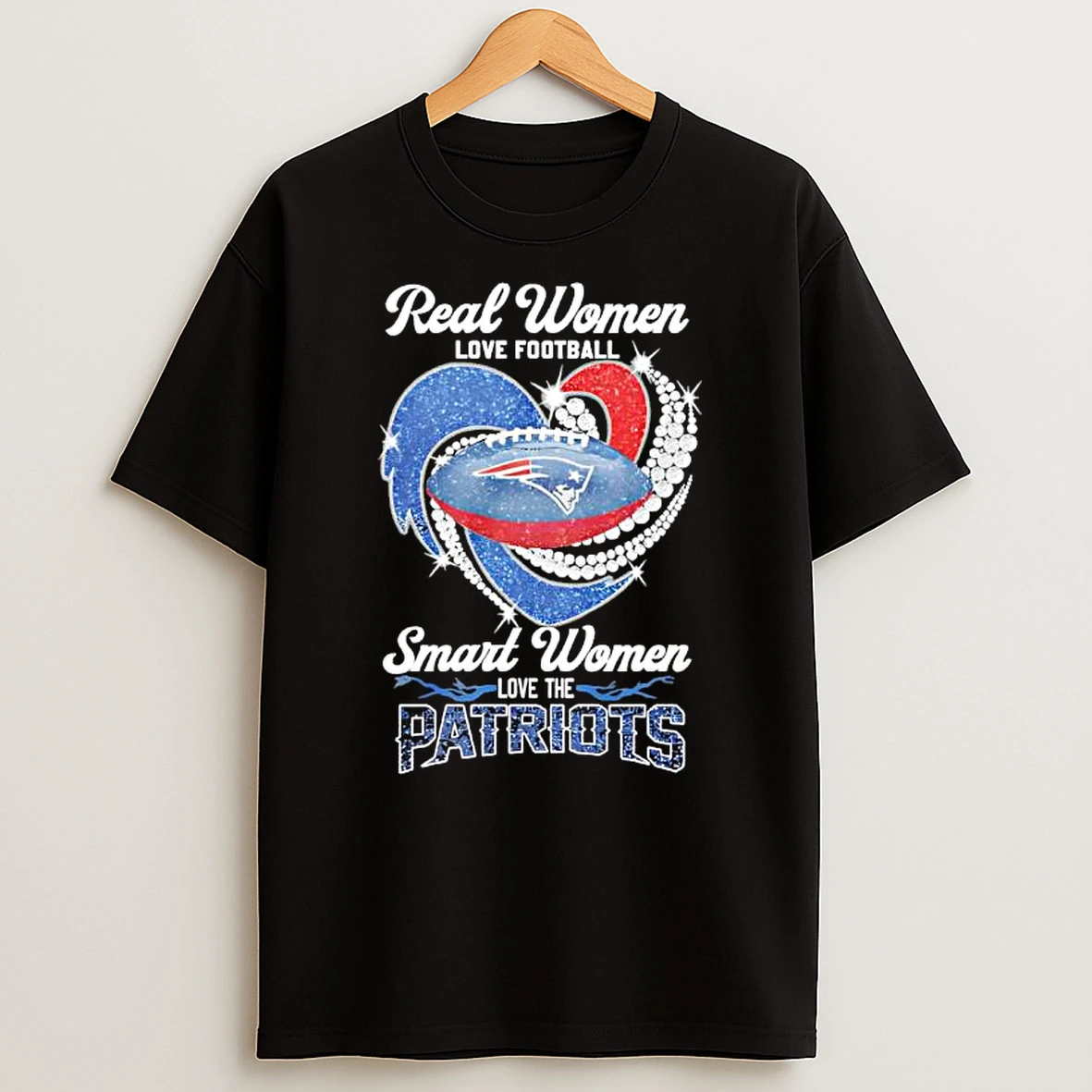 Real Women Love Football Smart Women Love The Patriots Heart Graphic T Shirt