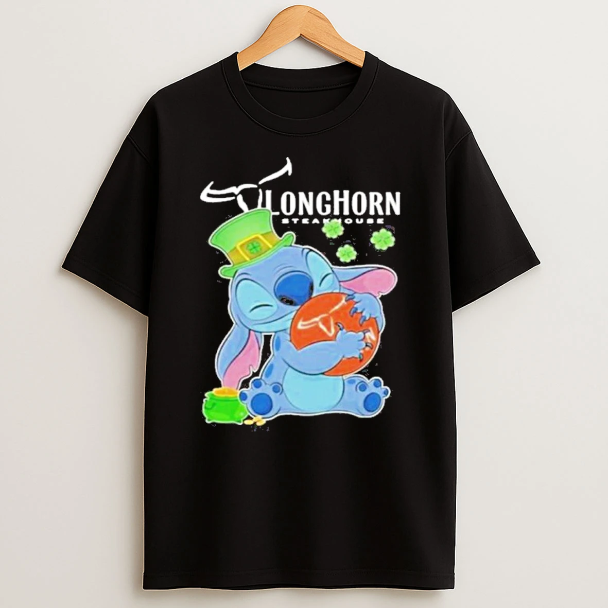 Stitch Hug The Texas Longhorn Steakhouse Logo Happy Patricks Day T Shirt
