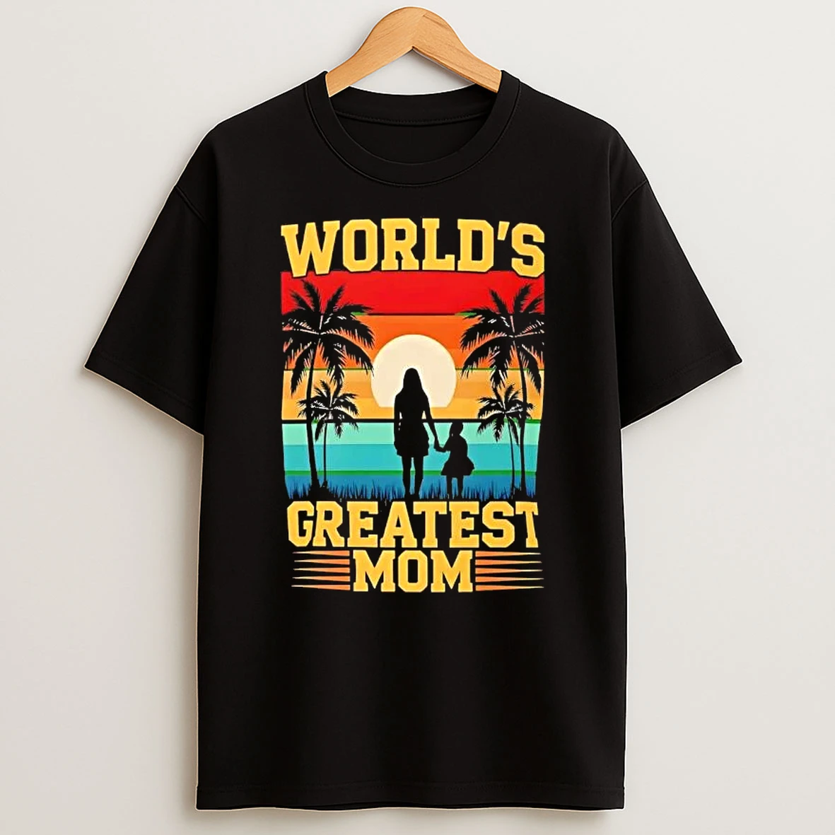 Worlds Greatest Mom Retro Sunset Mothers Day Retro Beach T Shirt