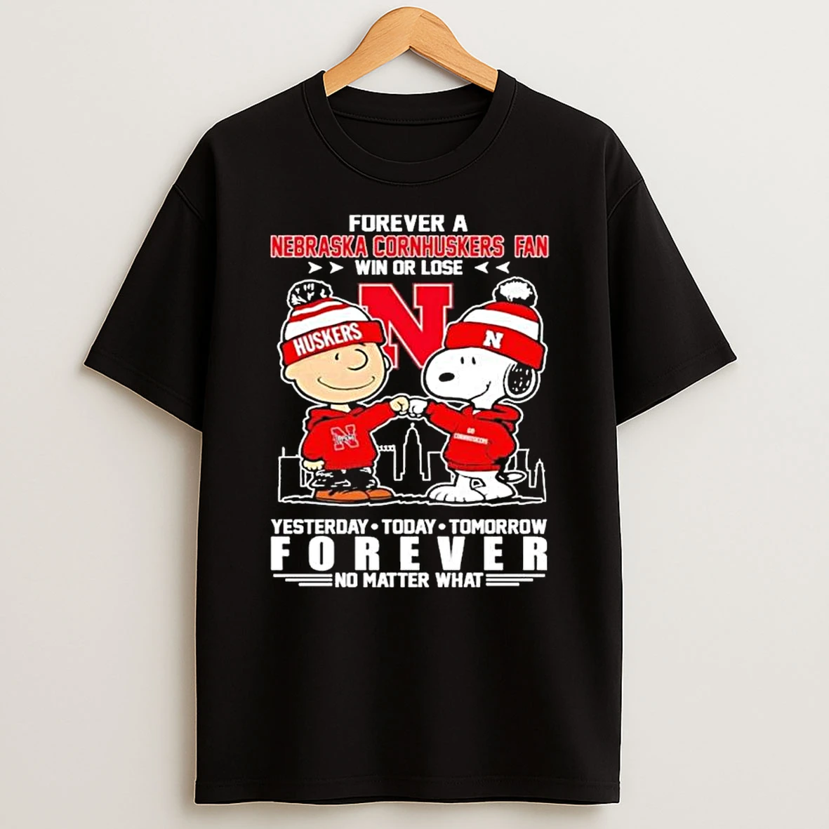 Charlie Brown Touch Hand Snoopy Forever A Nebraska Cornhuskers Fan Win Or Lose T Shirt