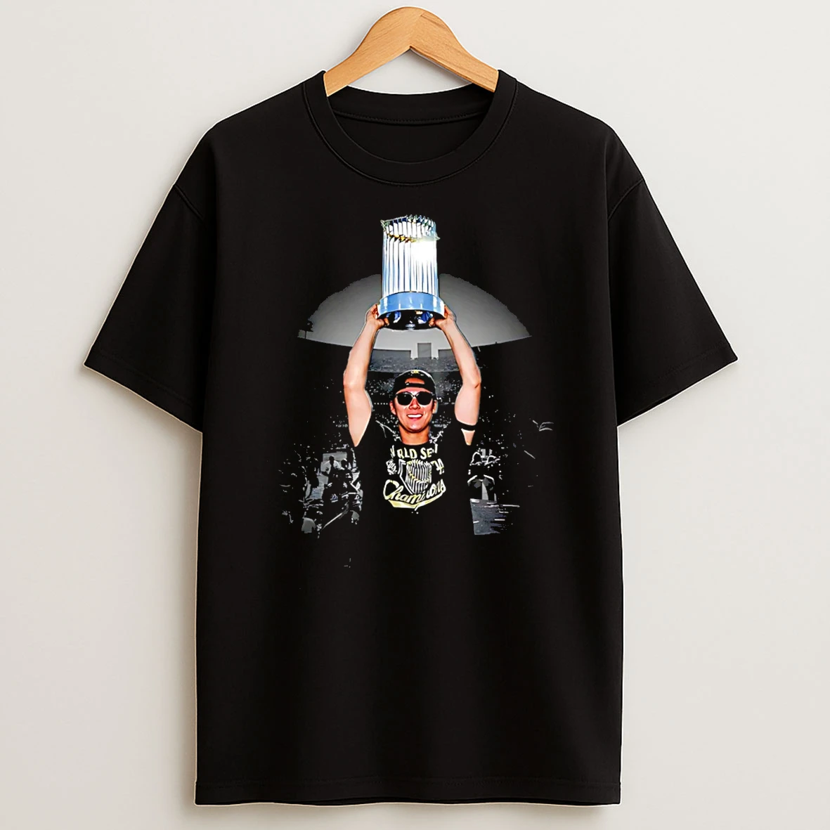 Yoshinobu Yamamoto La Dodgers And Trophy Vintage T Shirt