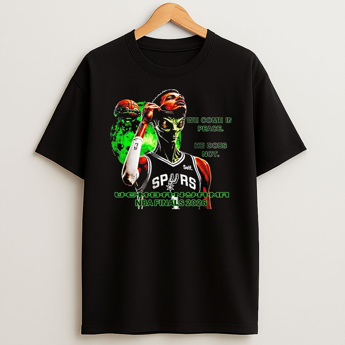 Original Victor Wembanyama San Antonio Spurs Basketball Alien We Come In Peace He Does Not T Shirt