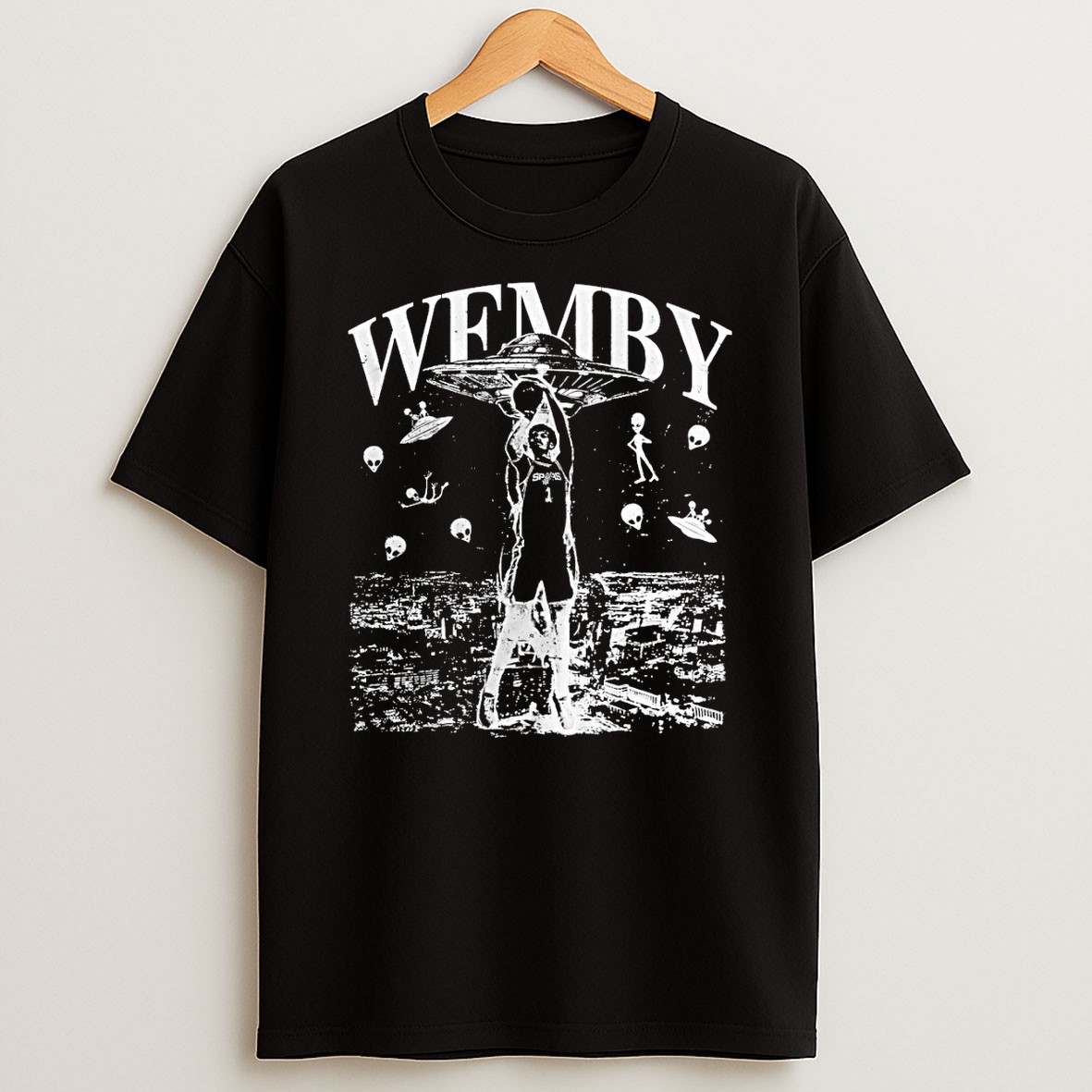 Original Victor Wembanyama Wemby Ufo San Antonio Spurs Basketball Nba Vintage T Shirt