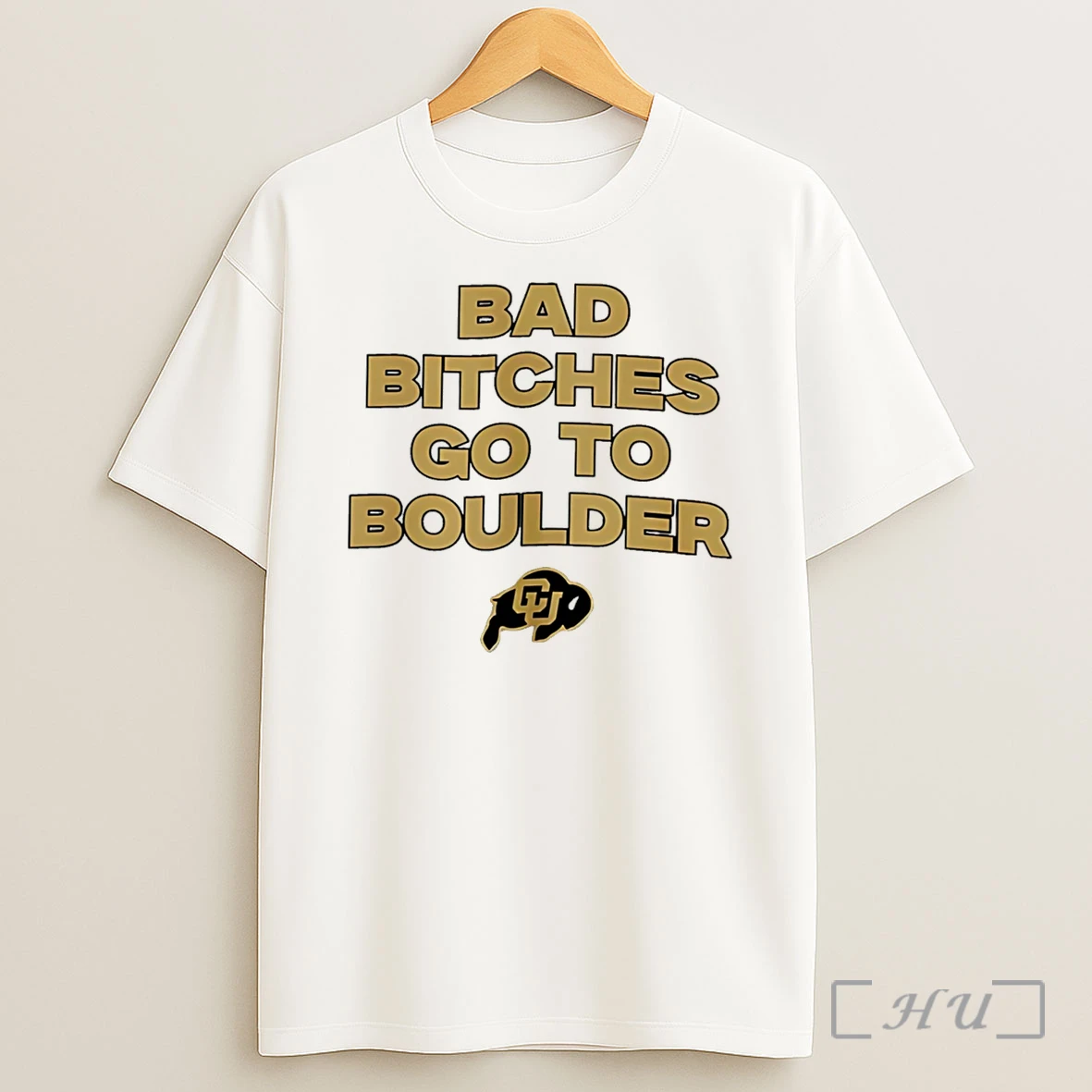 Officials Colorado Buffaloes Bad Bitches Go To Boulder Tee Shirt