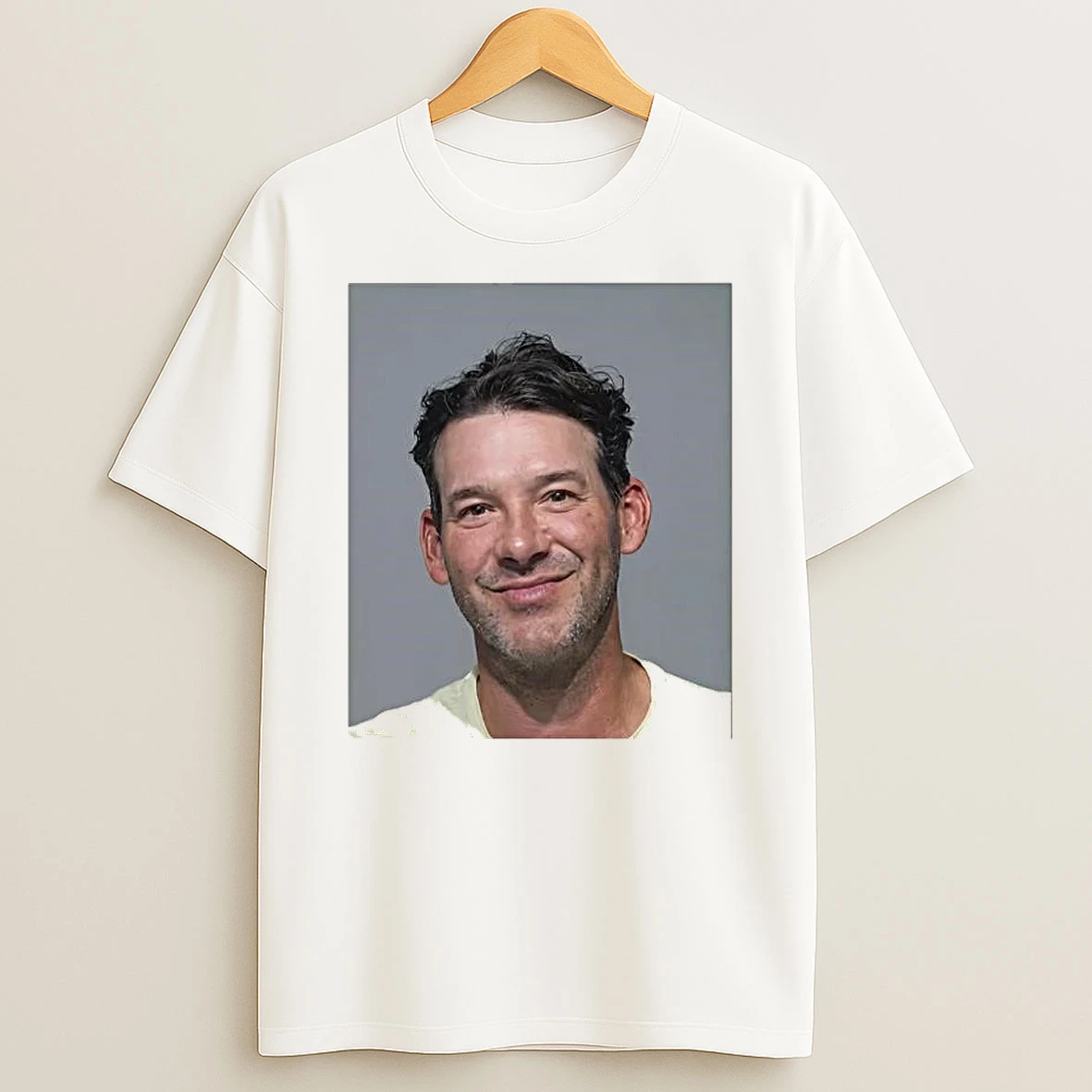 Officials Tony Romo Mugshot Funny Smirking Football Premium T Shirt Sweatshirt Hoodie