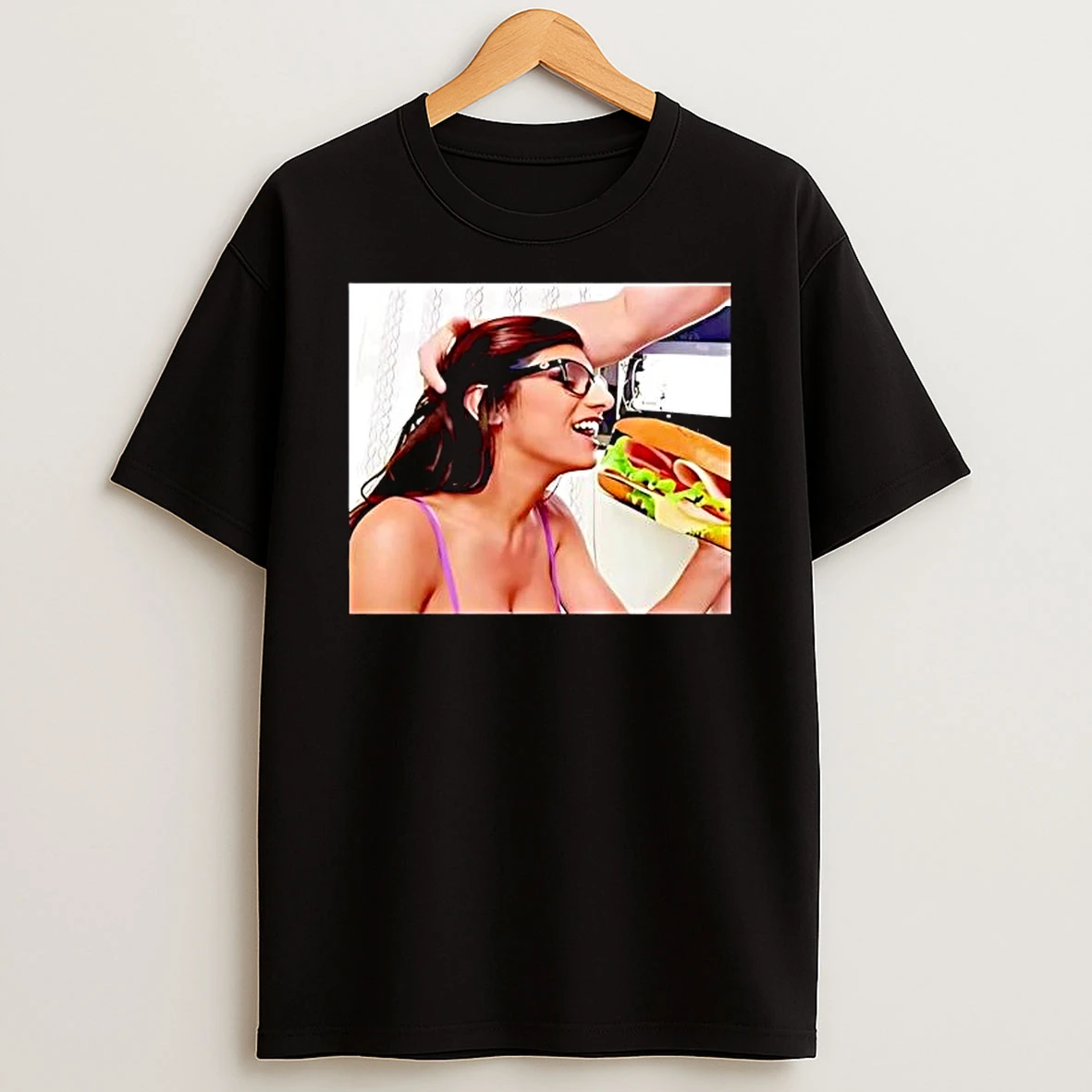 Mia Khalifa Sandwich Eating Woman Purple Tank Top T Shirt