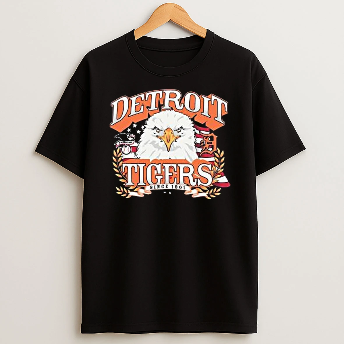 Officials Detroit Tigers 47 American Eagle Black T Shirt Sweatshirt