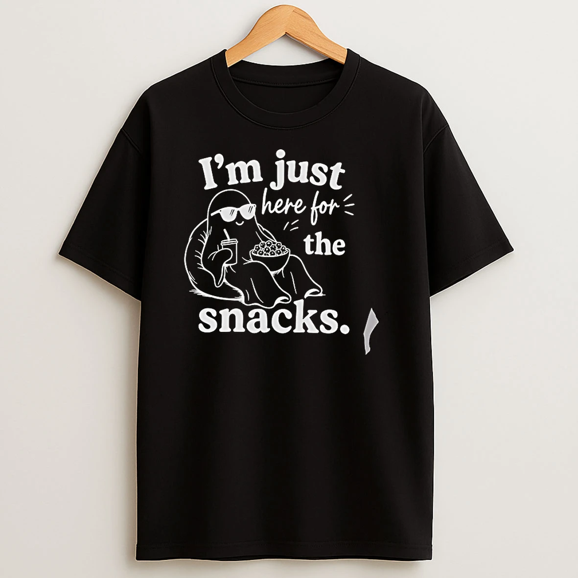 Officials Ghost Im Just Here For The Snacks Halloween Party Pun T Shirt Sweatshirt