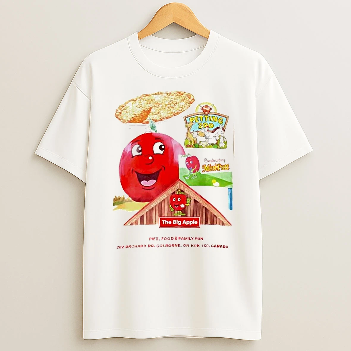 Officials The Big Apple Colborne Ontario 262 Orchard Rd Pies Food And Family Fun Women Premium T Shirt Sweatshirt Hoodie