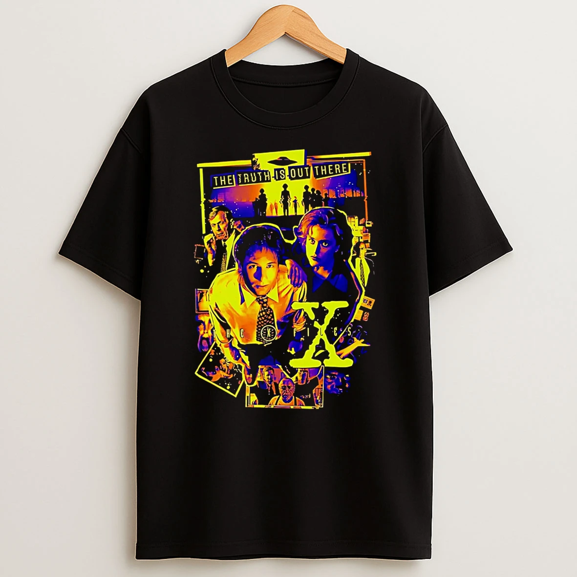 Officials The Truth Is Out There The X Files Mulder And Scully T Shirt Sweatshirt