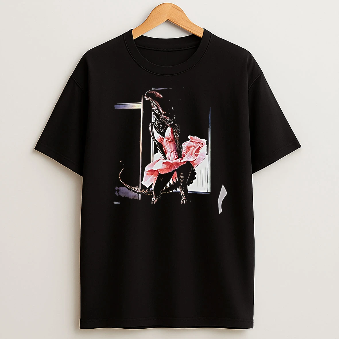 Officials Xenomorph Marilyn Monroe The Seven Year Itch Parody Crossover Parody T Shirt Sweatshirt