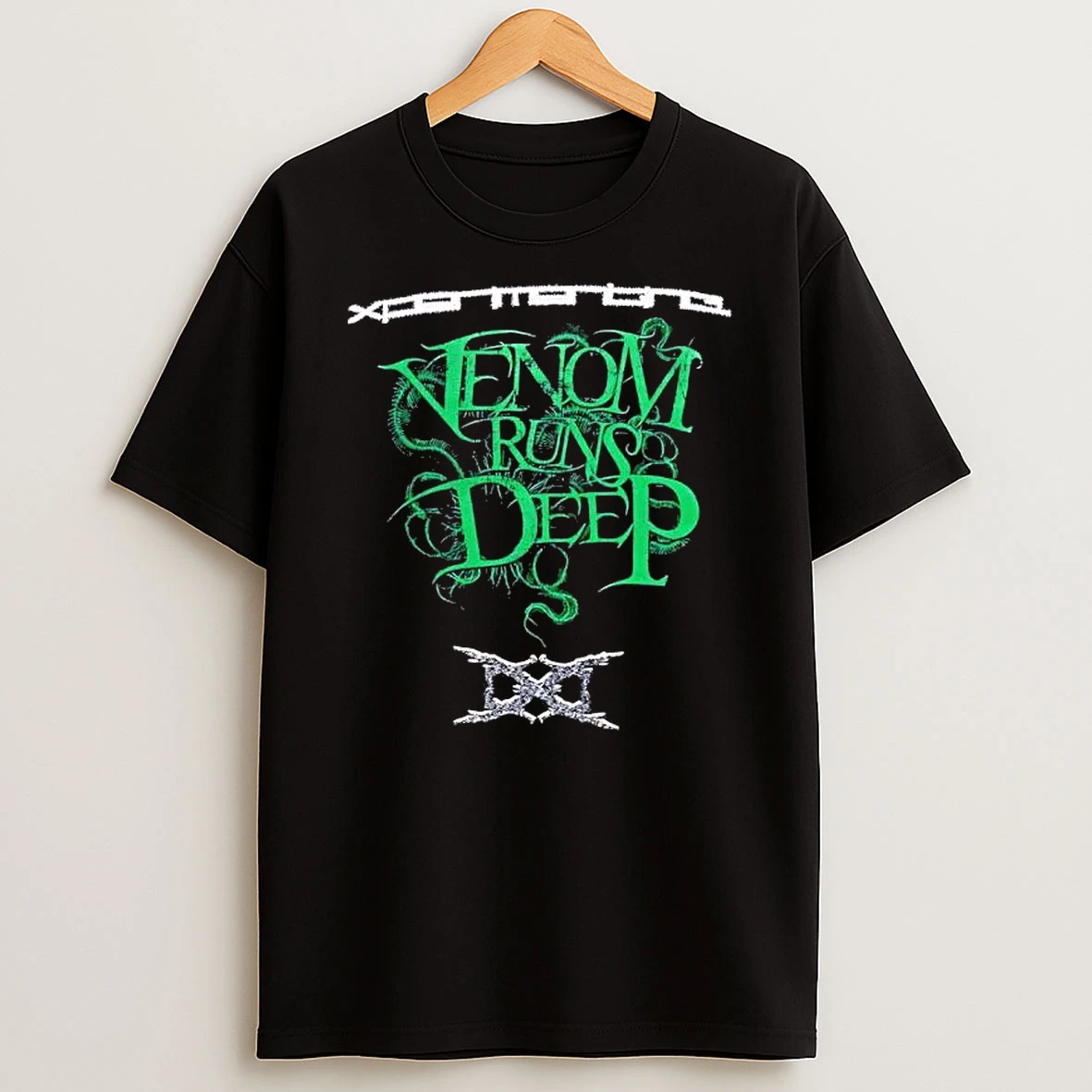 Officials Xenomorph Venom Runs Deep Women Premium T Shirt Sweatshirt Hoodie
