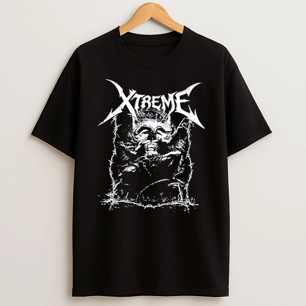 Officials Xtreme Horned Demon Barbed Wire Black T Shirt Sweatshirt